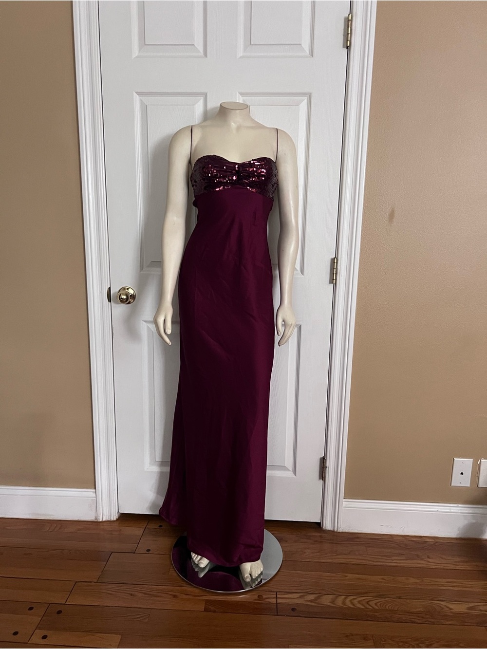 See The Vision Sequin Bust Strapless Maxi Dress Burgundy - Picture 9 of 14
